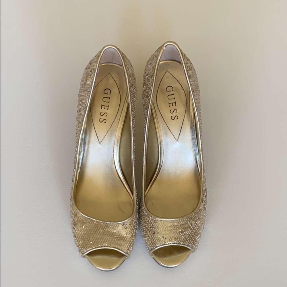 Guess Sequin Gold Peep Toe Heels size 7.5